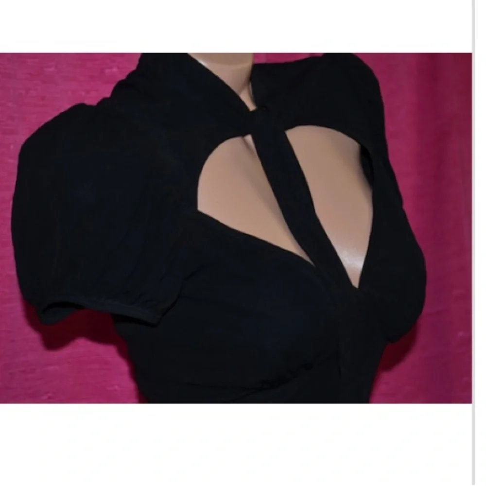 Betsey johnson black peephole dress pinup housewife bombshell dollbaby vintage - Picture 2 of 5